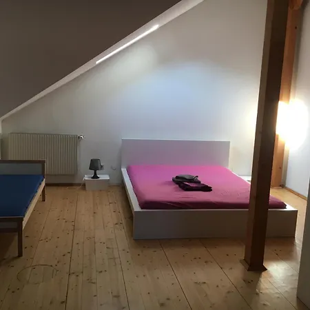 Appartement Dachgeschosswohnung Mit 2 Schlafzimmern Graz
