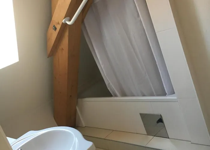 Dachgeschosswohnung Mit 2 Schlafzimmern Graz